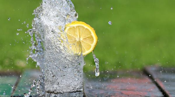 bauturi potrivite diminetilor se consuma pe stomacul gol