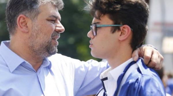 ciolacu la aniversarea lui filip fiul sau sper sa fie unul dintre milioanele de tineri care vor schimba romania foto