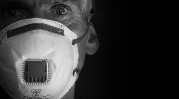 o persoana din 50 a fost infectata cu covid 19 la nivel mondial