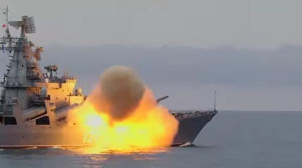 rusia a lansat o racheta supersonica vulkan in marea neagra video