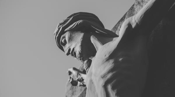 saptamana patimilor vinerea mare cea mai trista dintre zilele patimirii domnului