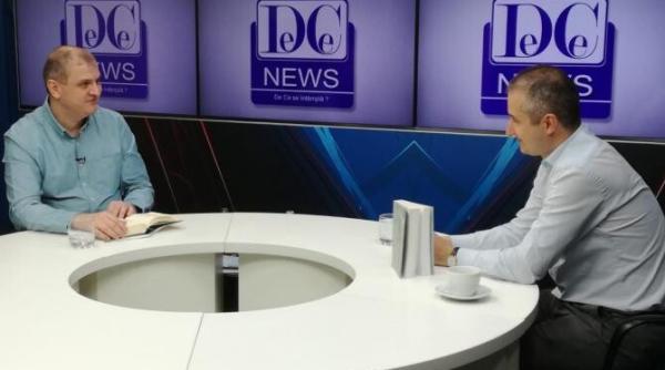 de ce citim   despre poezia lui lucian blaga  la dc news