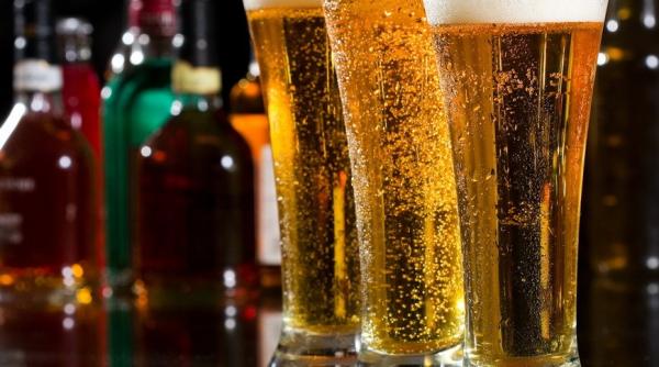 terase pline de turisti la vama veche proprietarii au fost amendati