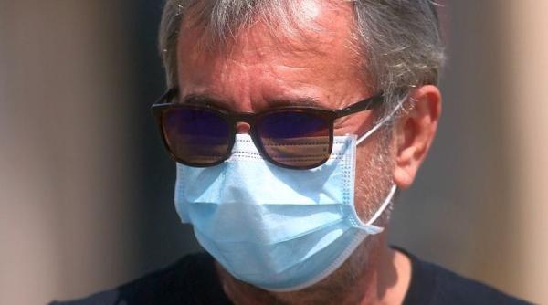 medicul dorel sandesc dedicatie pentru colegii de la ati in fiecare din cei in suferinta il ingrijim si il bucuram pe iisus foto