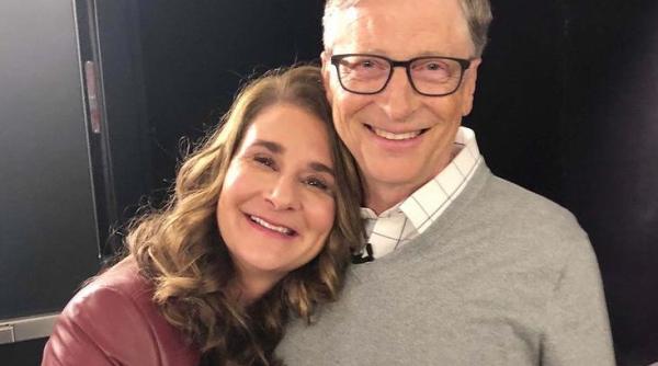 bill si melinda gates divort cum se imparte 5g ul la partaj rafala de glume pe internet l a parasit pentru linux cipul melindei a dat eroare l au ajuns blestemele