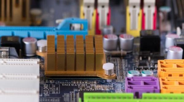 fabrici de cipuri in arizona ca raspuns la criza globala