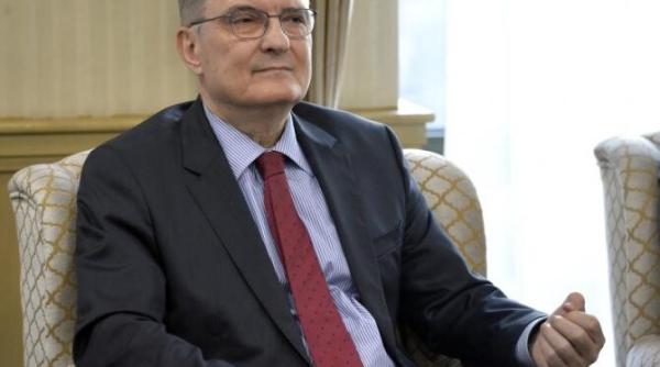 bnr a propus concedierea a 300 000 de bugetari daianu nu cred ca oamenii lucizi se pot gandi la asta