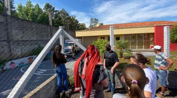 trei copilasi si doi adulti au murit dupa atacul cu maceta din brazilia