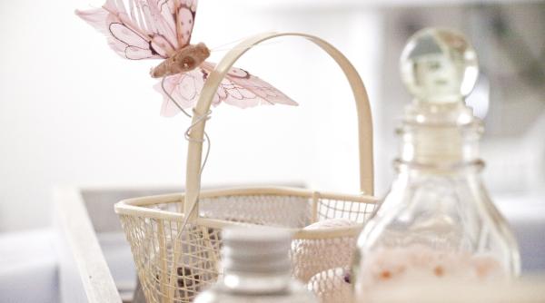 cum sa cureti toata casa doar cu otet alb si coaja de lamaie trucuri fabuloase