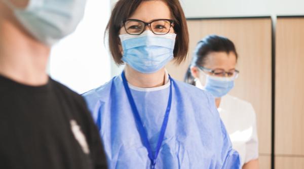 intrebare pentru ioana mihaila dupa ce a vaccinat mai multi romani bonus pentru cei care au primit serul