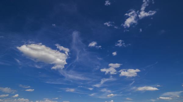 cum s a vazut racheta chineza cand a traversat cerul romei foto in articol