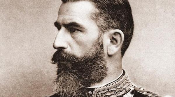 10 mai sarbatoarea nationala a romanilor pana in 1947 asculta imnul regal