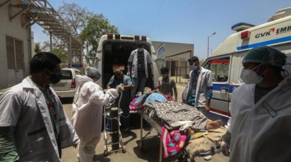 campanie agresiva de vaccinare dupa dezastrul din india peste 2 miliarde de vaccinuri facute pana la sfarsitul anului