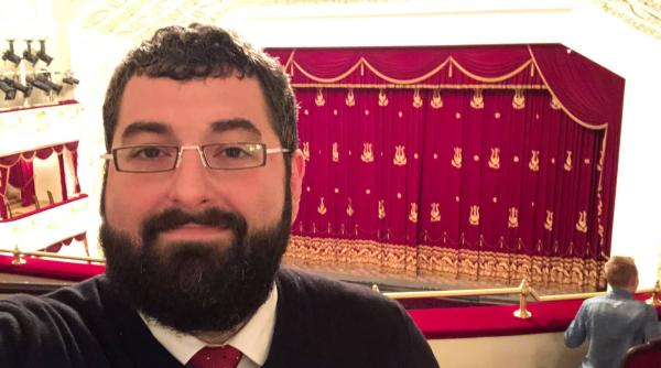 bogdan oprea vine la dcnews ro interviul zilei despre fake news