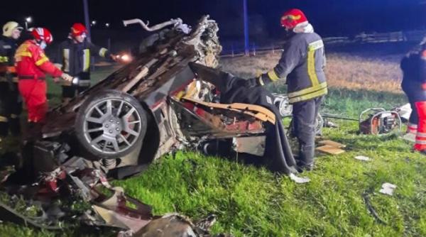 tragedie in prima noapte de relaxare  trei tineri au murit la suceava dupa ce s au rasturnat cu masina