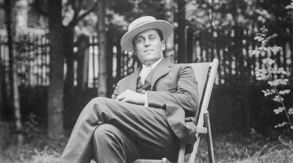 expozitie temporara calatoriile lui iser 140 de ani de la nasterea artistului