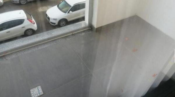 viata la bloc bucuresti 2021 oare cata minte trebuie sa ai sa faci asa ceva foto