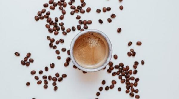 marea relaxare in franta se redeschid cafenelele restaurantele cinematografele si muzeele