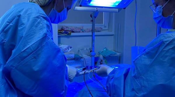 sangele unui bebelus schimbat in intregime in spital procedura medicala extrem de rara