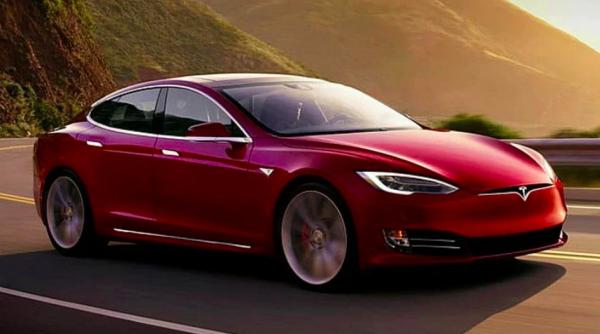 elon musk in marea britanie autoritatile il curteaza pentru a construi gigafabrica tesla