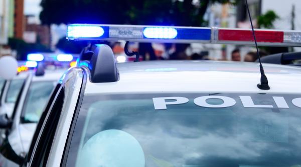 perchezitii la persoane care ar fi folosit fise medicale false pentru preschimbarea permiselor auto