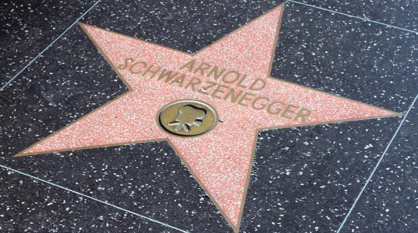 arnold schwarzenegger rol nou intr un serial de spionaj de pe netflix