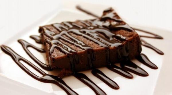 cea mai simpla reteta de brownie nu ai nevoie de faina zahar sau praf de copt