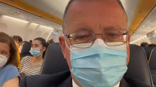 ce face adrian oros ministrul agriculturii atunci cand crede ca nu este vazut facebook versus viata reala foto