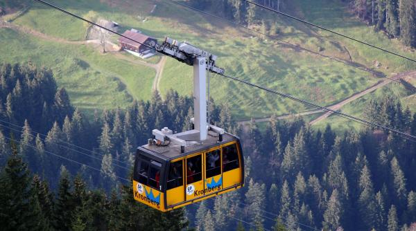 copilul de 5 ani care a supravietuit accidentului de telecabina din italia iese din coma