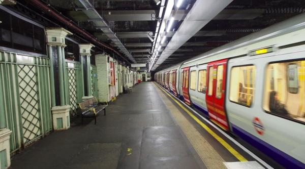 panou publicitar cu bitcoin la metrou dat jos de autoritati pentru ca nu stipula riscurile