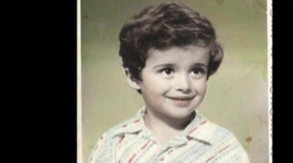 pentru ca se apropie ziua copilului va lansam o provocare ghiciti cine e in imagine