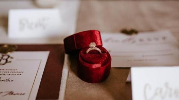 guvernul citu adauga un element la invitatiile de nunta prezentati si dovada de vaccinare