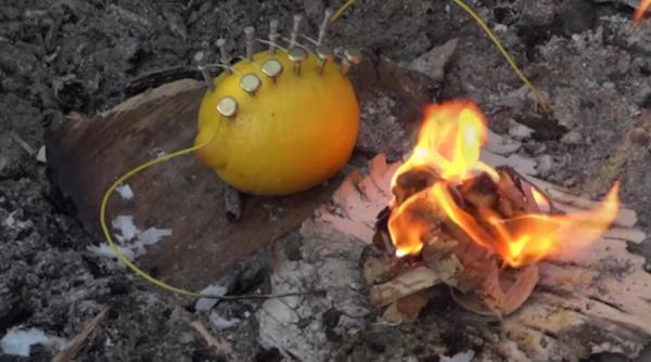 cum sa aprinzi focul doar cu o lamaie metoda foarte tare video