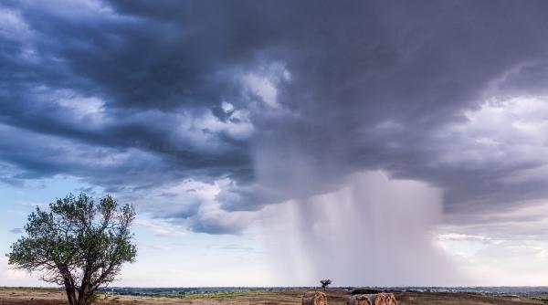 fenomenul meteo confundat cu o tornada  gabriela bancila anm  poate fi chiar mai distructiv