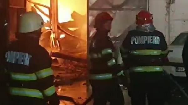 explozie la un depozit de deseuri periculoase din parcul industrial brazi un barbat ar fi blocat in hala video