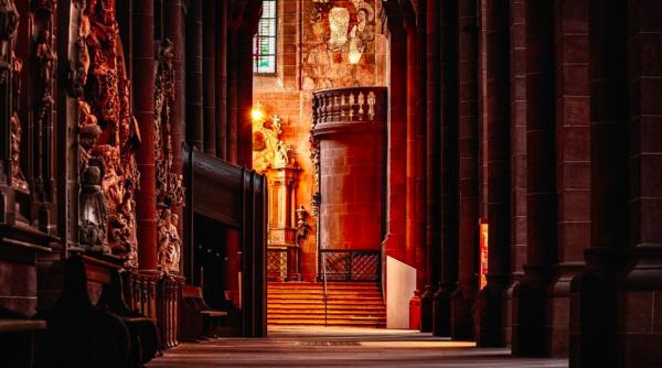 arhiepiscopul de munchen si a oferit demisia papei francisc pentru abuzurile sexuale ale bisericii