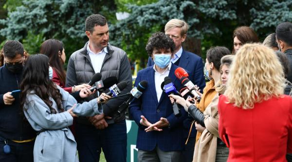 cea mai tare gluma despre nicusor dan