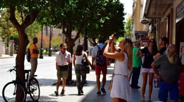 artere din centrul capitalei devin zona pietonala in weekend