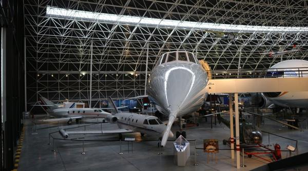 ruta new york londra va fi parcursa in 3 ore cu un avion supersonic united airlines a comandat 15 aeronave