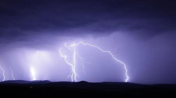 anm  avertizare generala pentru toata tara  instabilitate atmosferica temporar accentuata  intre 8 si 10 iunie