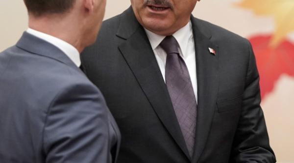 reprezentantii turciei si ai frantei s au intalnit la paris pentru a micsora tensiunile diplomatice