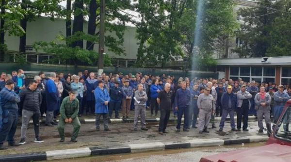 proteste la automecanica moreni