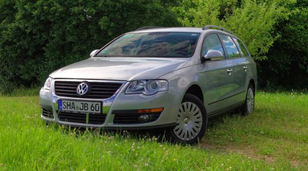 doi samsari din arges au inselat statul cu aproape 100 000 lei peste 120 de masini sh vandute