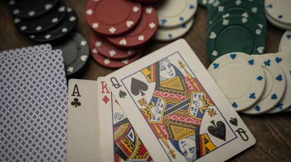 o calugarita a furat peste 800 000 de dolari din contul unei scoli si i a cheltuit in cazinouri