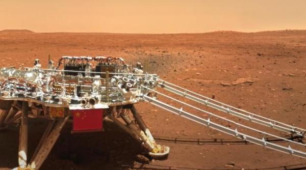 roverul chinez zhurong a surprins imagini spectaculoase cu suprafata planetei marte foto