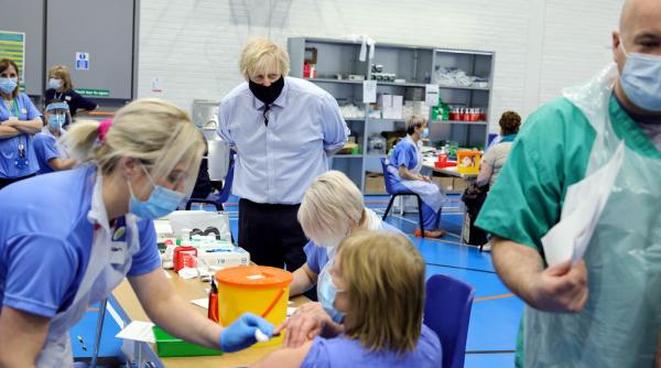 eliminarea tuturor restrictiilor din anglia se amana cu o luna