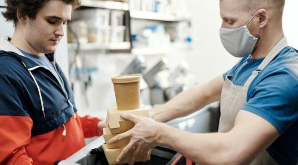 in israel se ridica obligativitatea purtarii mastii la interior