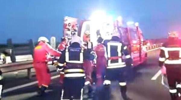 planul rosu de interventie activat un microbuz a intrat intr un tir video