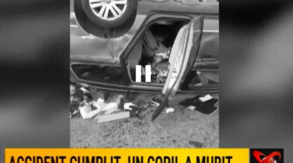 copil de 4 ani mort in dolj masina in care se afla s a izbit de un cap de pod si s a rasturnat video