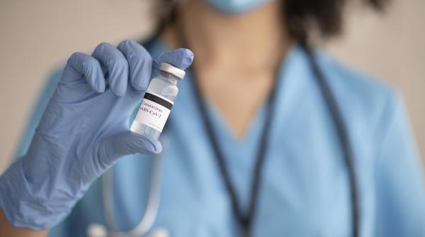 carmen avram primul vaccin la bucuresti rapelul la bruxelles sunt intr o situatie complicata cu certificatul verde